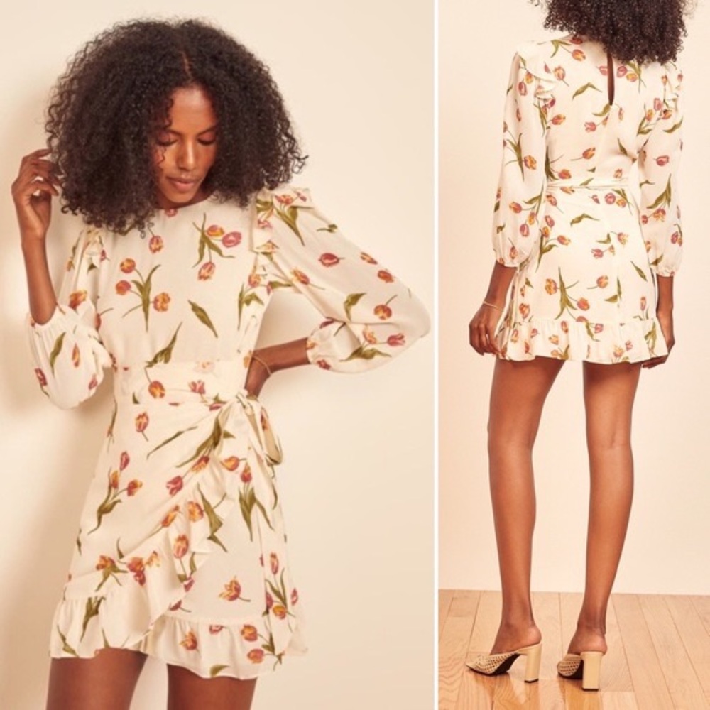Reformation Quest Dress in Bianca floral wrap mini cream 3/4 sleeves